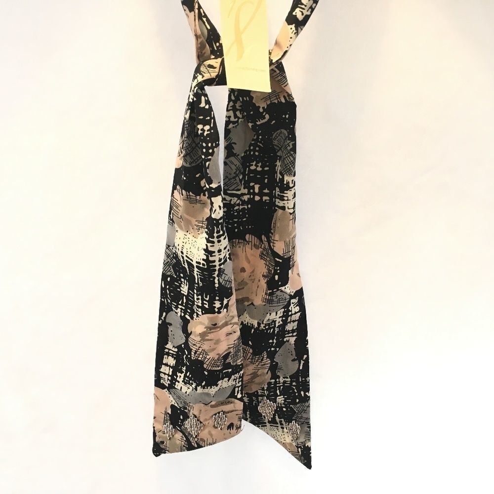 COLLECTION 18 Stunning Abstract scarf - Neck Tie
